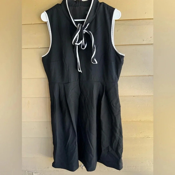 Wool Black and White Classic Contemporary Holiday Dress - J Crew - Size 16 - Picture 1 of 4
